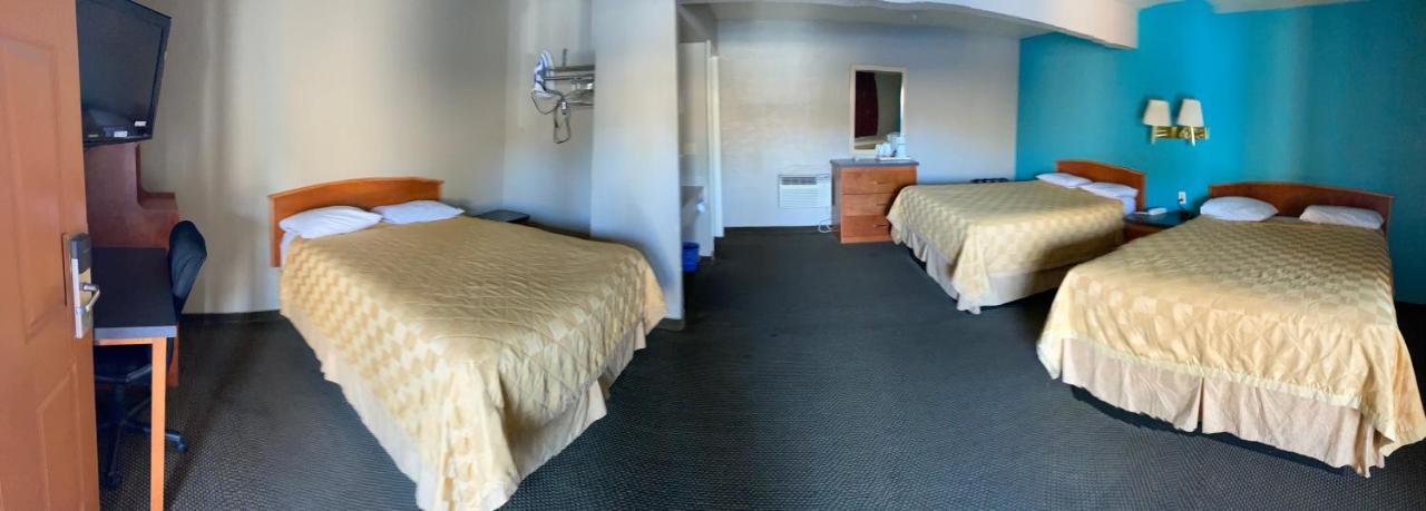 Lone Pine Budget Inn Bagian luar foto